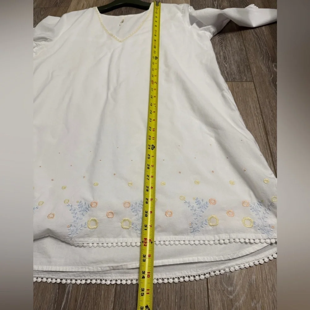 100% Cotton Elegant White Women's dress with embroidered & lining